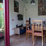 Forestale Luti בית כפרי
