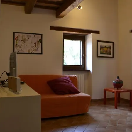 Landhuis Forestale Luti Treia