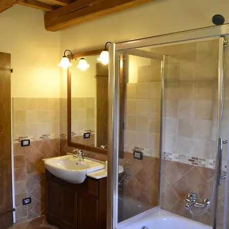 Landhuis Forestale Luti Treia